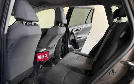 Toyota RAV4, 2021 год, 2 895 000 рублей, 12 фотография