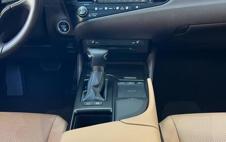 Lexus ES VII, 2021 год, 3 256 000 рублей, 8 фотография