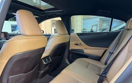 Lexus ES VII, 2021 год, 3 256 000 рублей, 9 фотография