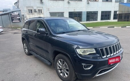 Jeep Grand Cherokee, 2014 год, 2 200 000 рублей, 2 фотография