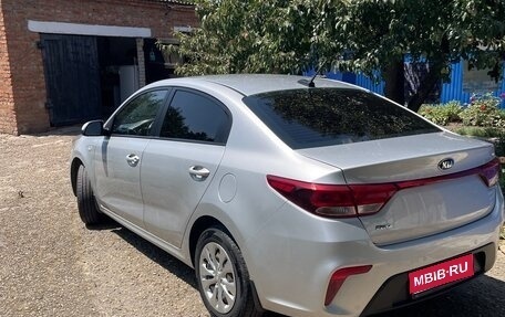 KIA Rio IV, 2018 год, 1 340 000 рублей, 1 фотография