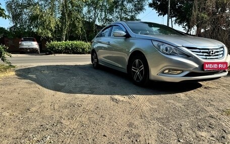 Hyundai Sonata VI, 2010 год, 1 260 000 рублей, 5 фотография