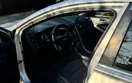 Hyundai Sonata VI, 2010 год, 1 260 000 рублей, 30 фотография