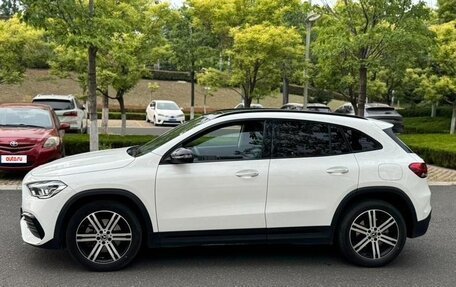 Mercedes-Benz GLA, 2022 год, 2 232 000 рублей, 3 фотография
