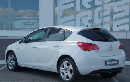 Opel Astra J, 2011 год, 705 000 рублей, 2 фотография