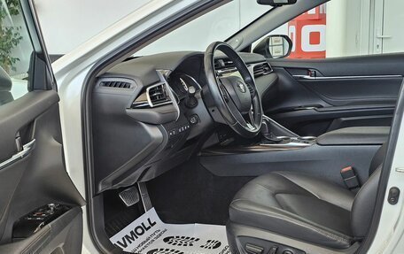 Toyota Camry, 2020 год, 3 399 000 рублей, 11 фотография