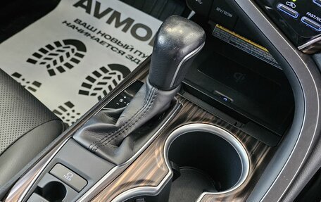Toyota Camry, 2020 год, 3 399 000 рублей, 26 фотография