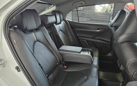Toyota Camry, 2020 год, 3 399 000 рублей, 21 фотография