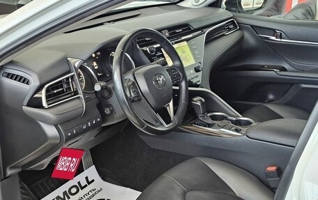 Toyota Camry, 2020 год, 3 399 000 рублей, 12 фотография