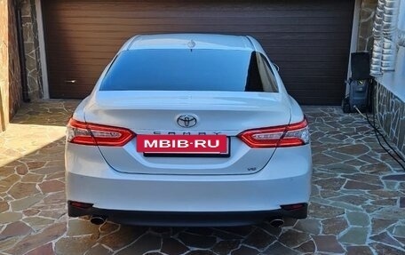 Toyota Camry, 2019 год, 3 000 000 рублей, 4 фотография