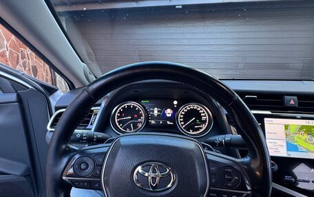 Toyota Camry, 2019 год, 3 000 000 рублей, 18 фотография