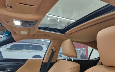 Lexus ES VII, 2021 год, 3 836 000 рублей, 9 фотография