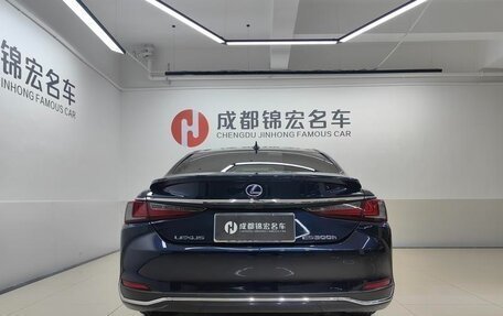 Lexus ES VII, 2021 год, 3 836 000 рублей, 5 фотография