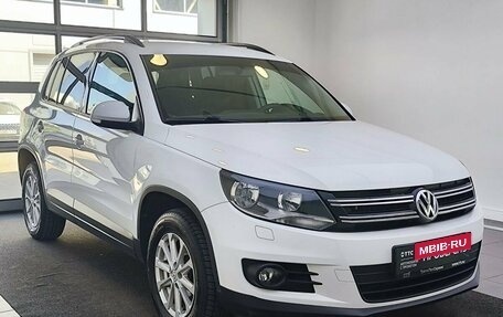 Volkswagen Tiguan I, 2015 год, 1 485 000 рублей, 3 фотография