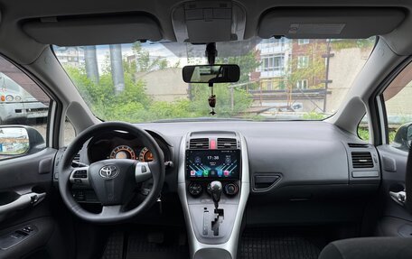 Toyota Auris II, 2011 год, 995 000 рублей, 10 фотография