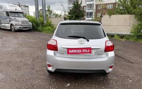 Toyota Auris II, 2011 год, 995 000 рублей, 7 фотография