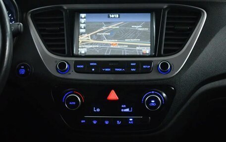 Hyundai Solaris II рестайлинг, 2018 год, 1 349 000 рублей, 7 фотография