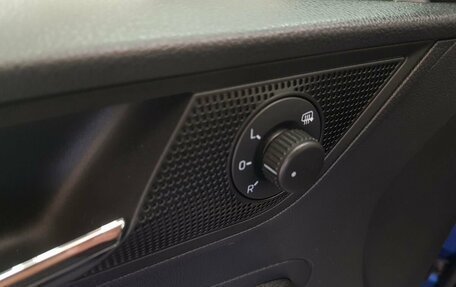 Skoda Rapid I, 2018 год, 1 295 000 рублей, 12 фотография