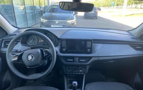 Skoda Rapid II, 2020 год, 1 350 000 рублей, 8 фотография
