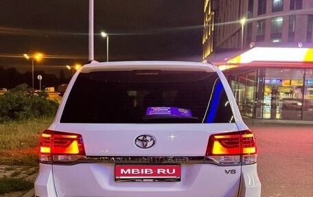 Toyota Land Cruiser 200, 2016 год, 4 870 000 рублей, 4 фотография