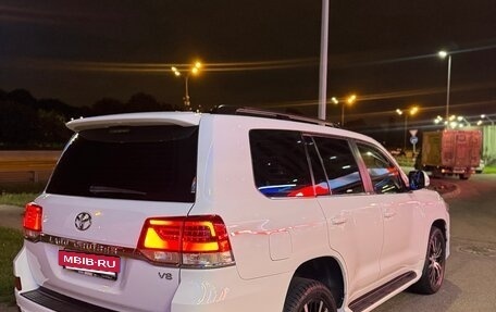 Toyota Land Cruiser 200, 2016 год, 4 870 000 рублей, 3 фотография