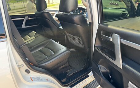 Toyota Land Cruiser 200, 2016 год, 4 870 000 рублей, 15 фотография