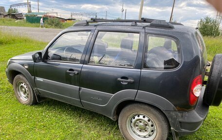 Chevrolet Niva I рестайлинг, 2012 год, 395 000 рублей, 5 фотография