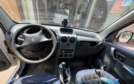 Peugeot Partner II рестайлинг 2, 2006 год, 380 000 рублей, 10 фотография