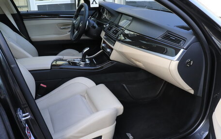 BMW 5 серия, 2011 год, 2 100 000 рублей, 18 фотография