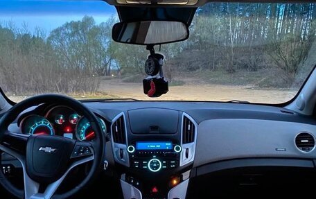 Chevrolet Cruze II, 2010 год, 365 000 рублей, 6 фотография