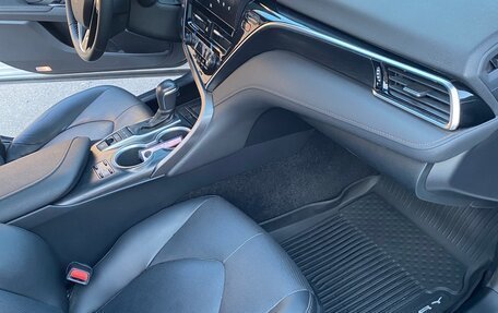 Toyota Camry, 2023 год, 3 750 000 рублей, 8 фотография