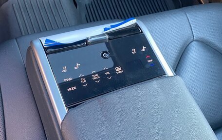 Toyota Camry, 2023 год, 3 750 000 рублей, 12 фотография