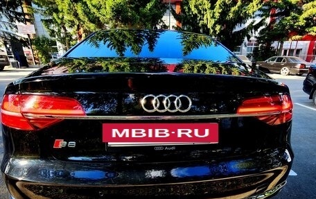 Audi A8, 2015 год, 2 520 000 рублей, 6 фотография