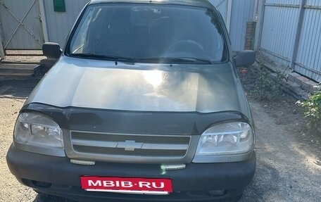 Chevrolet Niva I рестайлинг, 2005 год, 205 000 рублей, 3 фотография