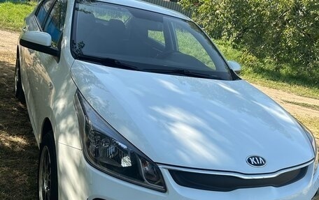 KIA Rio IV, 2018 год, 1 350 000 рублей, 13 фотография