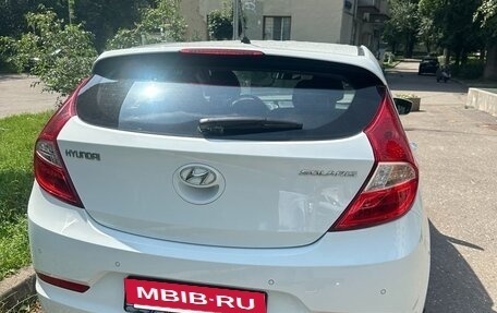 Hyundai Solaris II рестайлинг, 2015 год, 1 240 000 рублей, 6 фотография