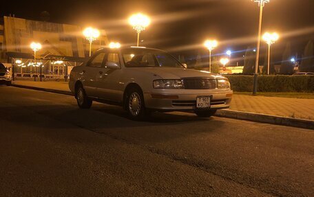 Toyota Crown, 1993 год, 590 000 рублей, 7 фотография