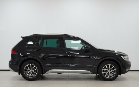 Volkswagen Tiguan II, 2019 год, 2 180 000 рублей, 5 фотография