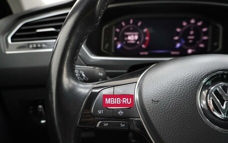 Volkswagen Tiguan II, 2019 год, 2 180 000 рублей, 10 фотография