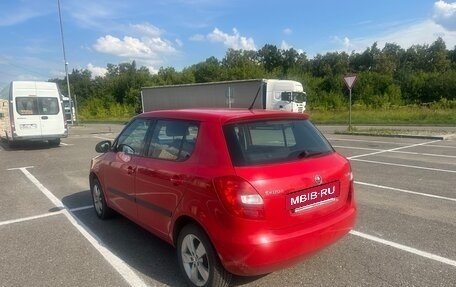 Skoda Fabia II, 2013 год, 950 000 рублей, 6 фотография