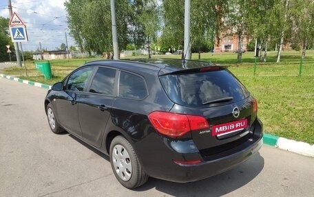 Opel Astra J, 2012 год, 950 000 рублей, 7 фотография