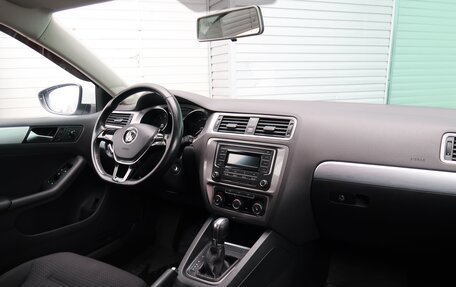 Volkswagen Jetta VI, 2017 год, 1 179 000 рублей, 16 фотография