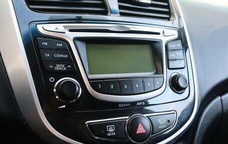 Hyundai Solaris II рестайлинг, 2013 год, 849 000 рублей, 18 фотография