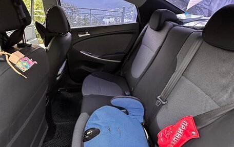 Hyundai Solaris II рестайлинг, 2011 год, 920 000 рублей, 11 фотография