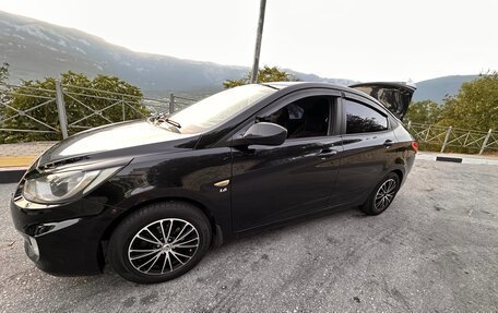 Hyundai Solaris II рестайлинг, 2011 год, 920 000 рублей, 18 фотография