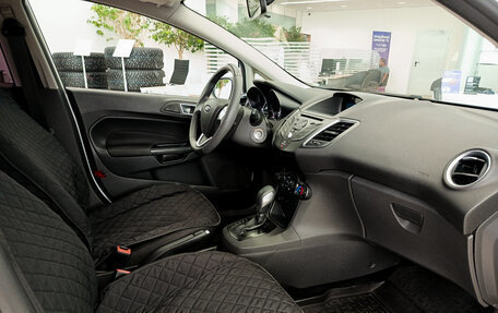 Ford Fiesta, 2015 год, 780 000 рублей, 11 фотография