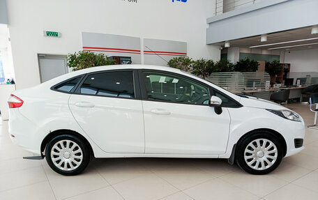 Ford Fiesta, 2015 год, 780 000 рублей, 4 фотография