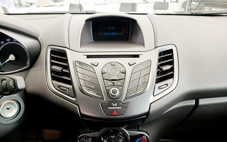 Ford Fiesta, 2015 год, 780 000 рублей, 15 фотография