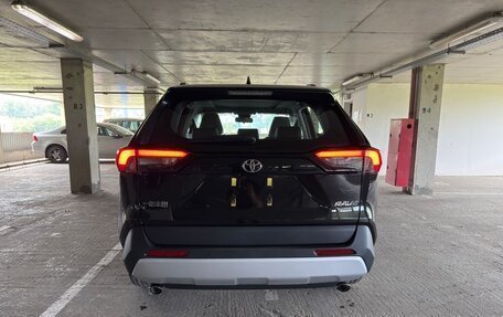 Toyota RAV4, 2025 год, 3 750 000 рублей, 6 фотография
