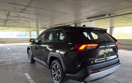 Toyota RAV4, 2025 год, 3 750 000 рублей, 7 фотография